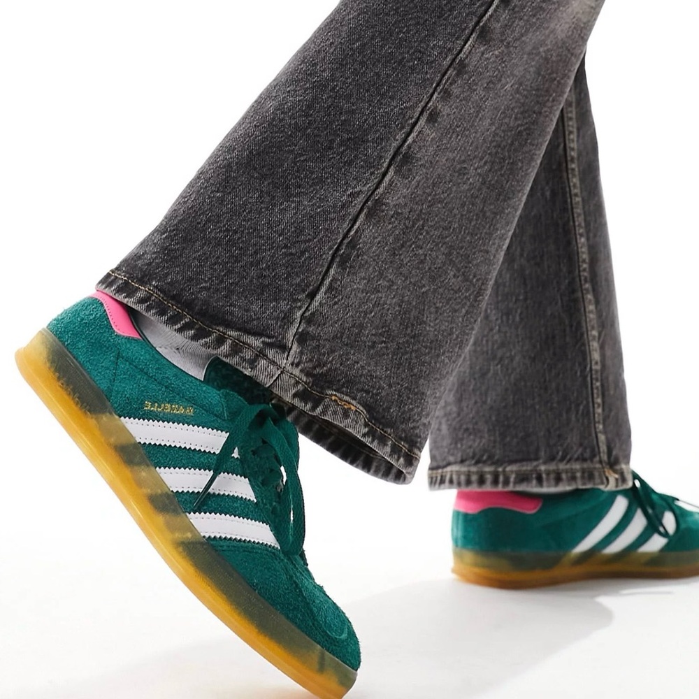 Brand New Adidas Gazelle- size 8.5 men